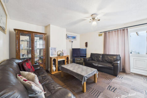 CAM03218G0-PR0759-STILL020