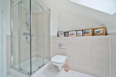 1295482-4-682dc36...