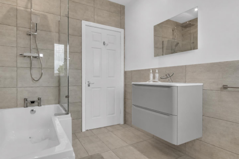 bathroom 1 .png