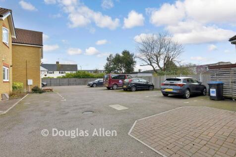 Driveway/Parking