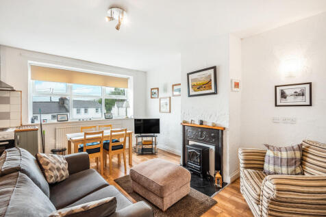 Living Room/Dinin...