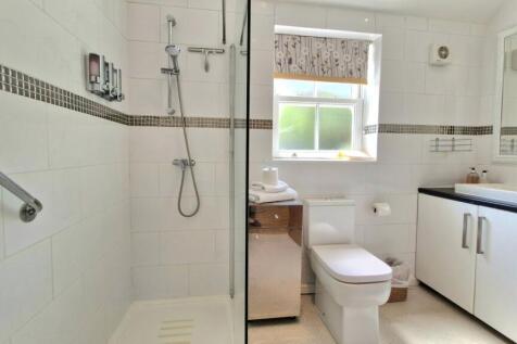 Annexe - Shower Room