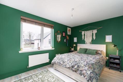 3 bed, 1 bath End of Terrace in Leeds - Photo 12