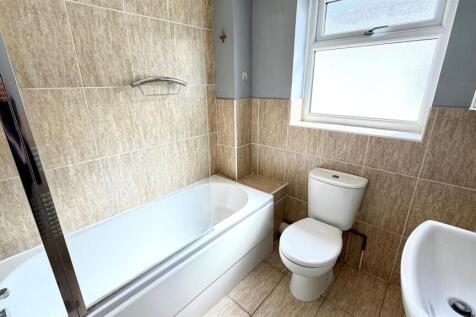 3 PIECE BATHROOM