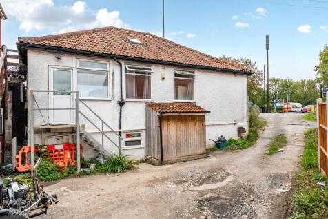 1358720-3-68e50d3...