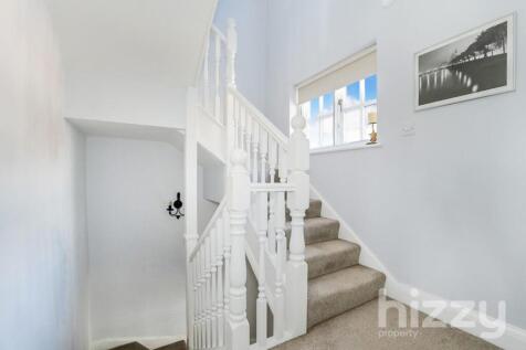 WhatsApp Image 2025-04-29 at 21.25.22_da30041d.jpg