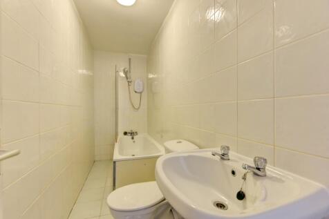 36 Beaconsfield Road-14