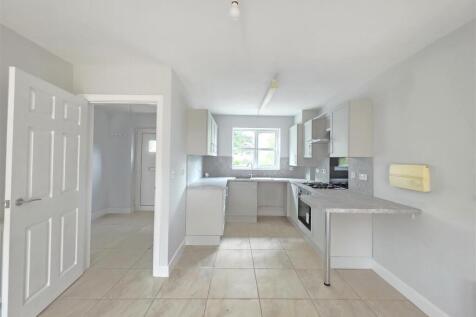 Open Plan Kitchen Area and Lounge