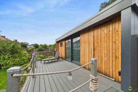 Presented by Robert at EweMove Bexleyheath and Dar