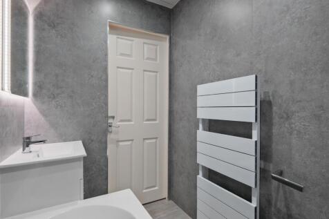 045-3 Loanhead Crescent, Newarthill, ML1 5AW.jpg