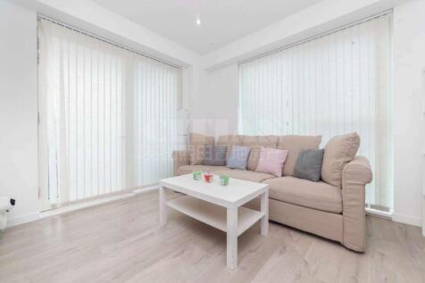 Stylish 2-bed, 2-bath apartment in Effra Gardens with private balcony, 24-hour concierge, modern interiors, and excellent transport links. Close to the Jubilee Line and ideal for professionals or stud