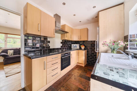 1343615-2-68b824b...