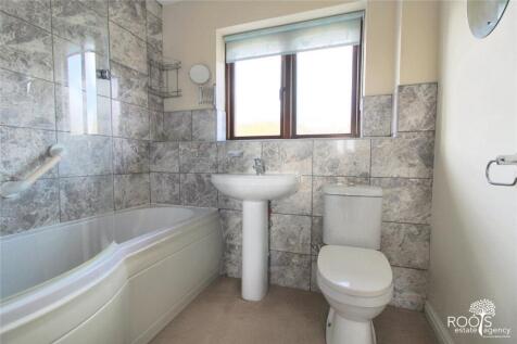 Bath & Shower Room