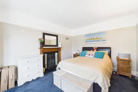Bedroom/Reception