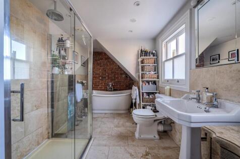 Master bedroom and ensuite