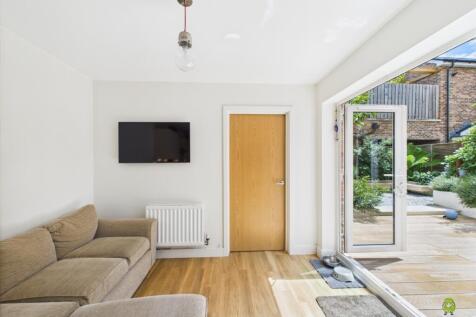 Kitchen Diner Family Room James Hillier EweMove Be