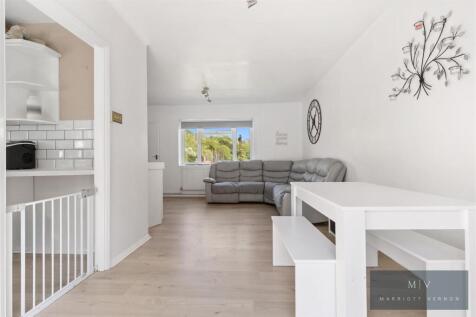 Rydal Close 12 MV-13.jpg