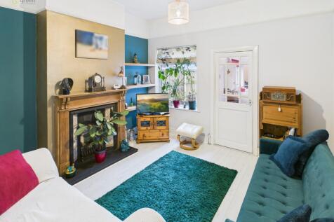 cam05459g0pr0076still007