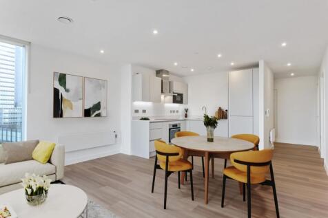 Lovong_dining_kit...