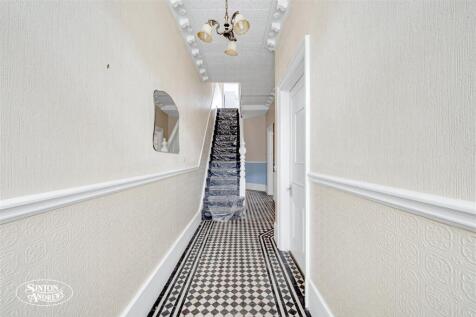 156 Coldershaw Road-13.jpg