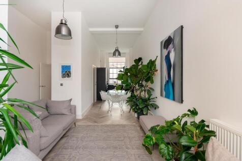 1P7WGK - Reception A.jpg