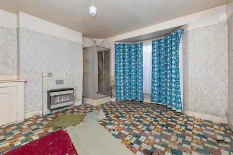 Queens Park Road-4.jpg