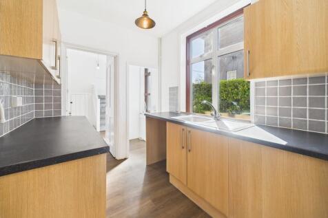 CAM02089G0-PR0460...