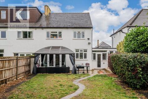 Bradstock Road, Epsom - KT17 2LQ