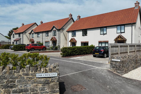 Oak Crescent