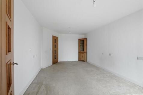 02-820ea2da-dc2e-4bfa-b157-bf9cf0a4bcec76308_39_Th