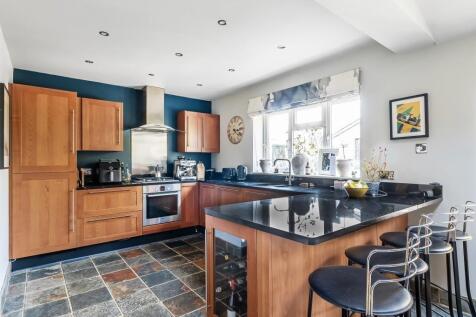 5-Oakdene-Close-18.jpg