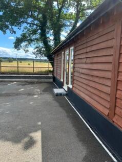 6c043a48-ef6e-485...