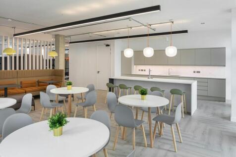 6th floor fitted suite