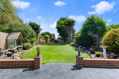 10 Malvern Close Worthing-2