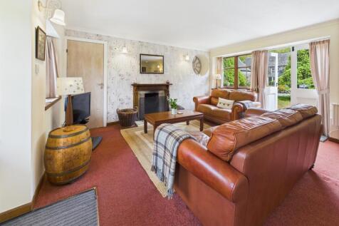 CAM03481G0-PR0098-STILL026