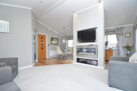 Lounge to Dining Room