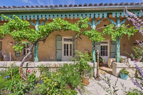 Property Image 1