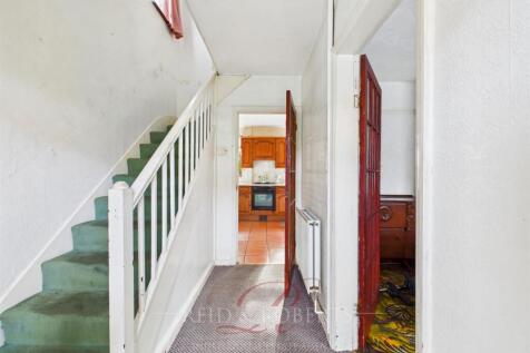 CAM03999G0-PR0293-STILL008.jpg