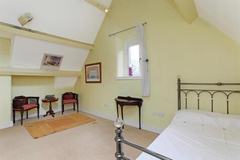 Upper Sky.69.Photoneg.co.uk.jpg