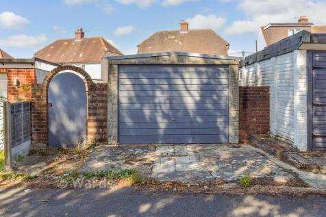 Driveway/Parking