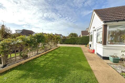 12 Knightscroft A...