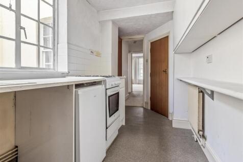 Flat 2 9 West Buildings-006.JPG
