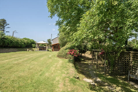 1311664-13-685572...