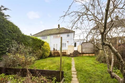 117 CARDEN HILL (13).JPG