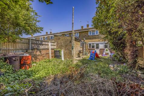 70 Wakefords Way, Havant-PorticoMarketing-O'Hara-2