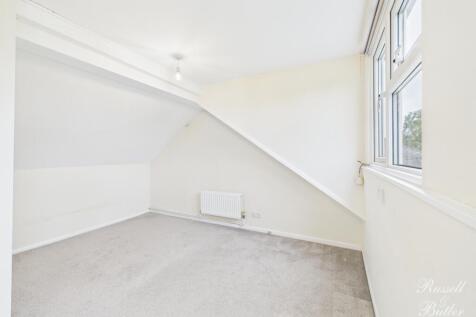 CAM01995G0-PR0378-STILL018