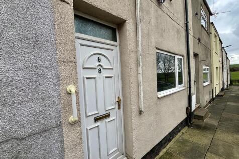 8 Day Street Front T202603311152.jpg
