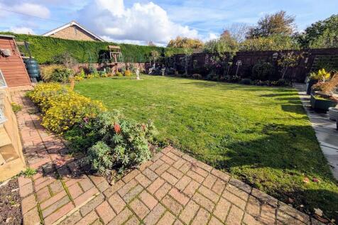 PXL_20251027_1132...