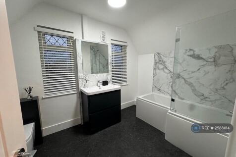 First Floor Bathroom