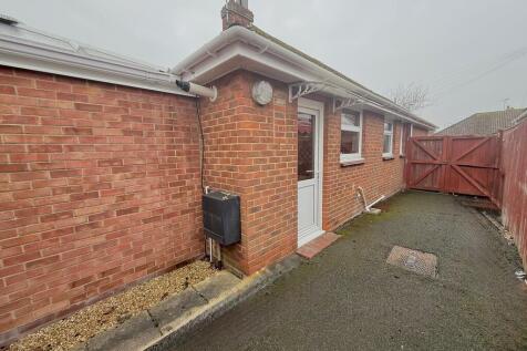 6 Fircroft Cres S...